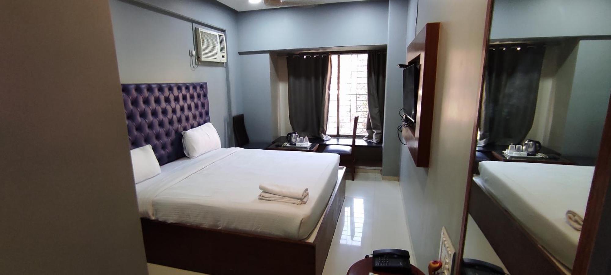 Hotel Cruz Royale มุมไบ ภายนอก รูปภาพ
